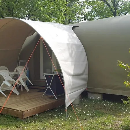 Les Rives Du Ceou Camping *