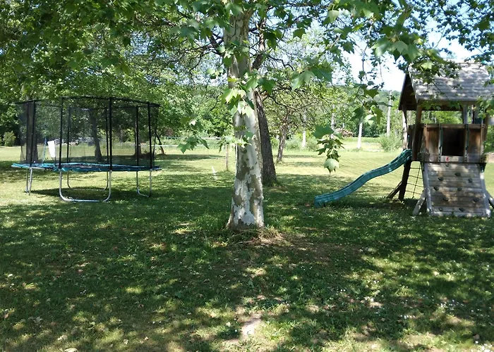 Les Rives Du Ceou Campingplads